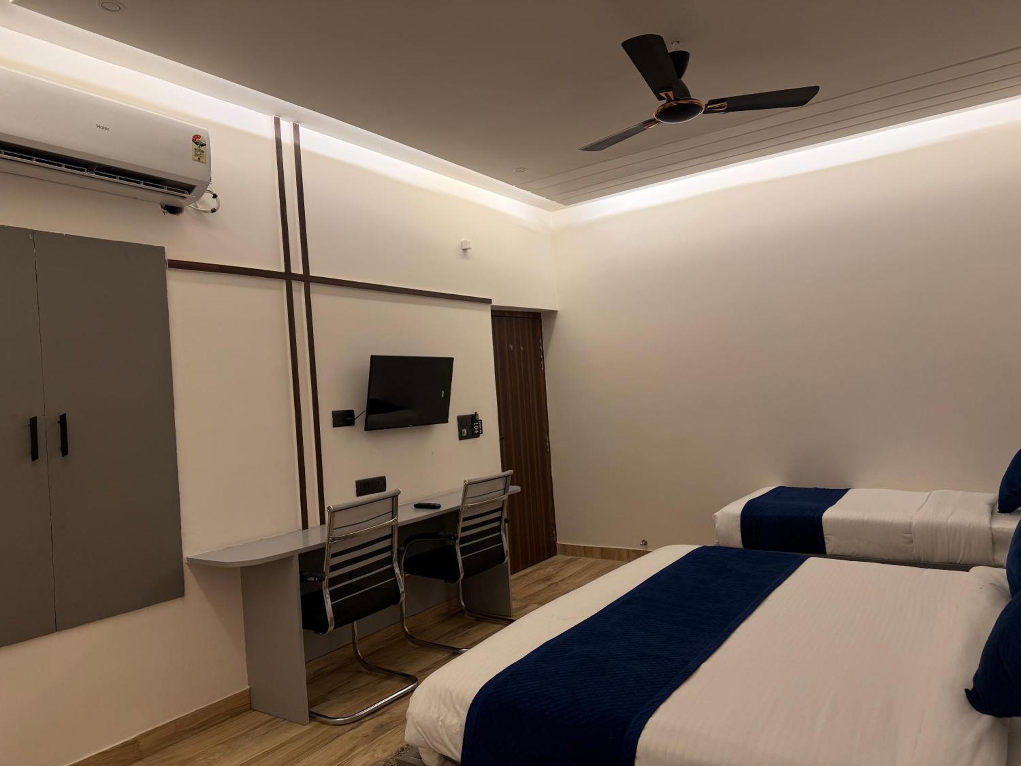 Hotel Taj Way By Jyoti Villa Agra  Exterior photo
